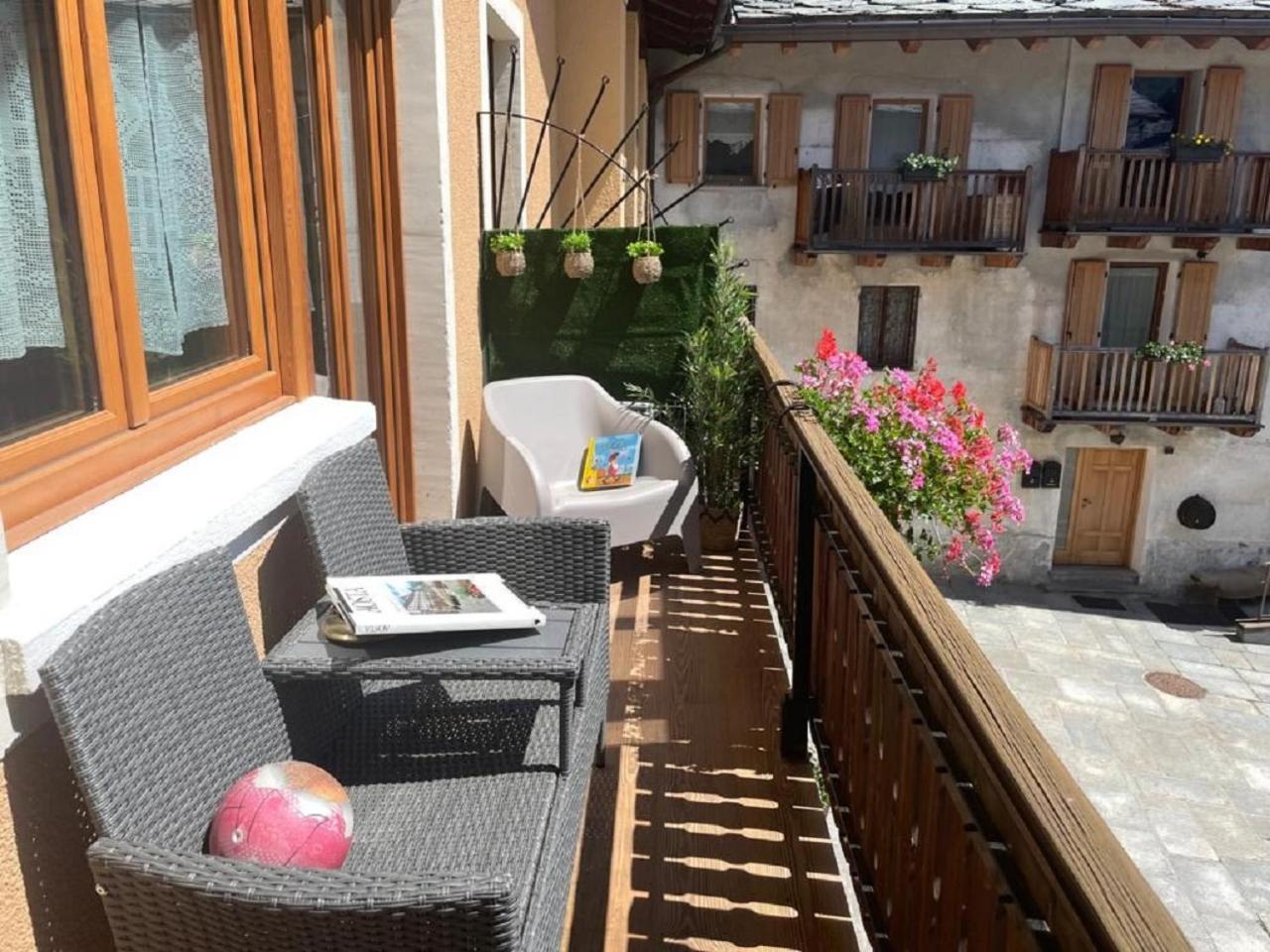 Maison Julie-Lungo La Via Francigena 埃特鲁布莱斯 外观 照片