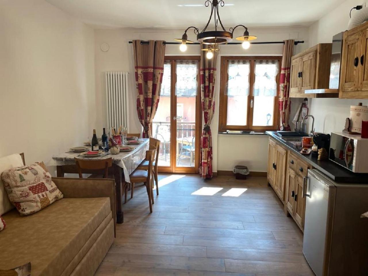 Maison Julie-Lungo La Via Francigena 埃特鲁布莱斯 外观 照片