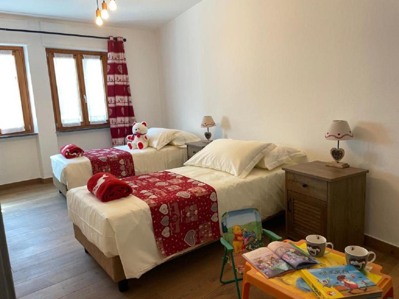 Maison Julie-Lungo La Via Francigena 埃特鲁布莱斯 外观 照片