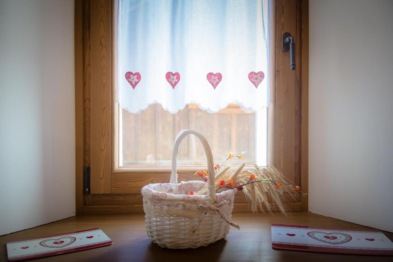 Maison Julie-Lungo La Via Francigena 埃特鲁布莱斯 外观 照片