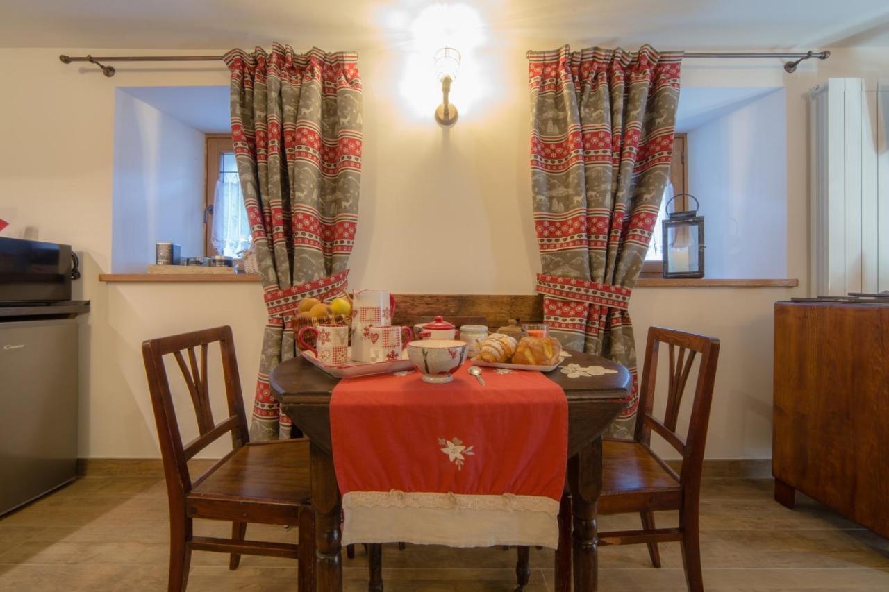 Maison Julie-Lungo La Via Francigena 埃特鲁布莱斯 外观 照片